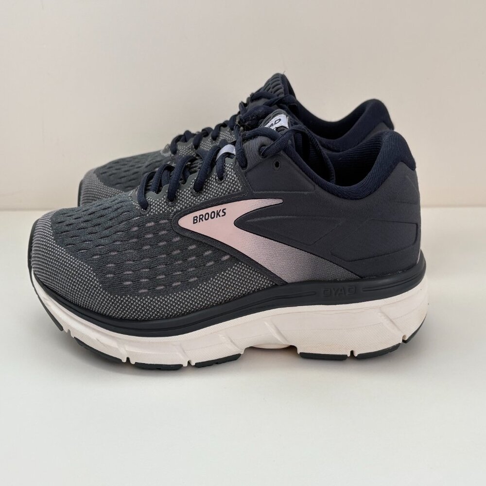 Brooks Dyad 11 Women's WIDE 9.5